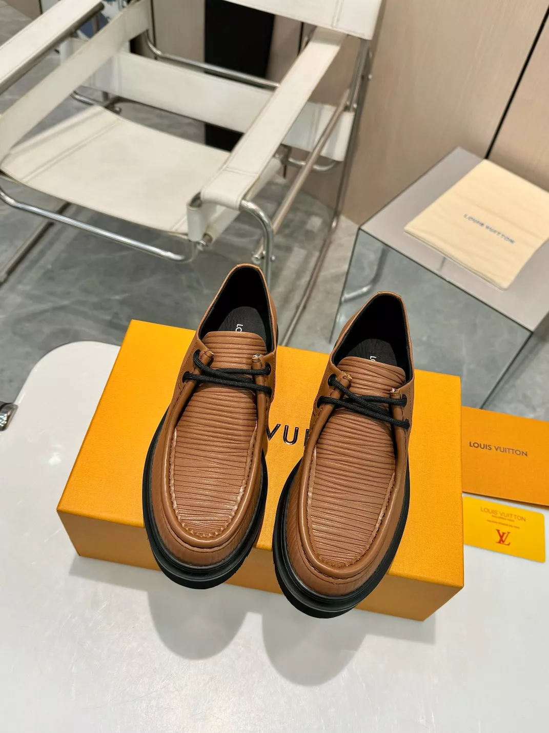 louis vuitton lv oxfords chaussures pour homme s_12ba42b2